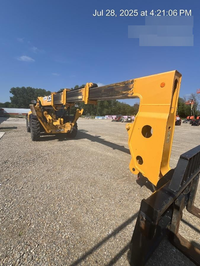 2022 JCB 512-56
