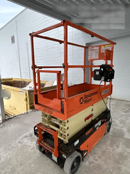 2022 JLG R1932