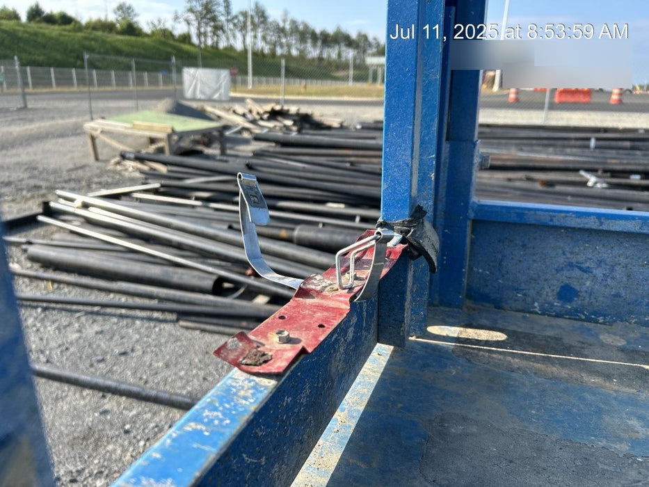 2020 Genie GS-3232 Standard, Folding half height swing gate