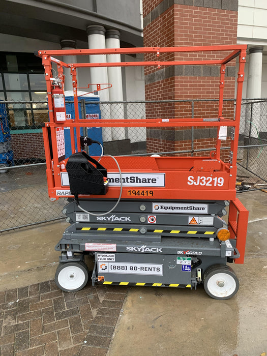 2021 SKYJACK SJ3219