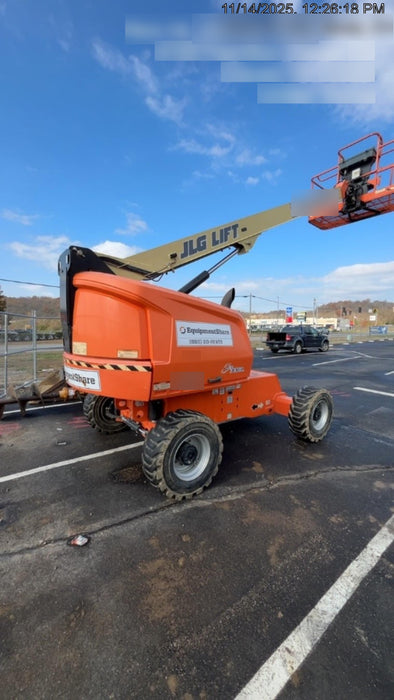 2020 JLG 400S