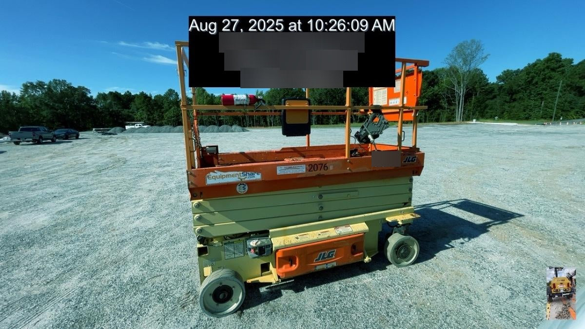 2016 JLG 3246ES