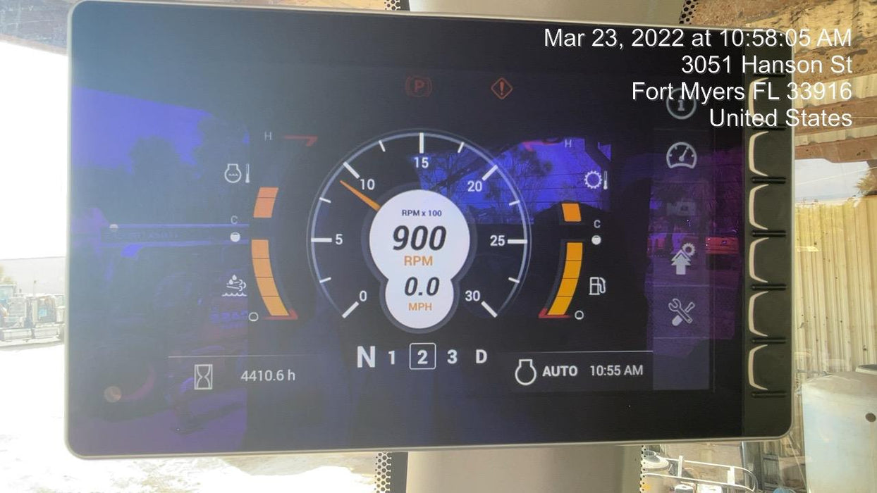 2018 Case 621G CLOSED CAB, 1 FUNCTION, JRB 416 STYLE HYD COUPLER