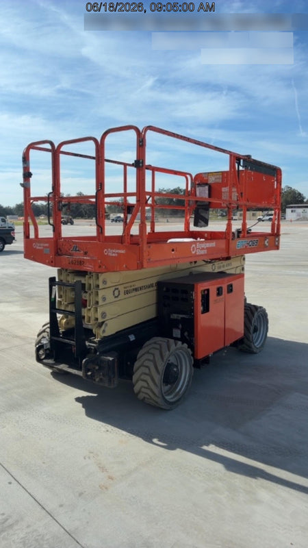 2022 JLG ERT4069