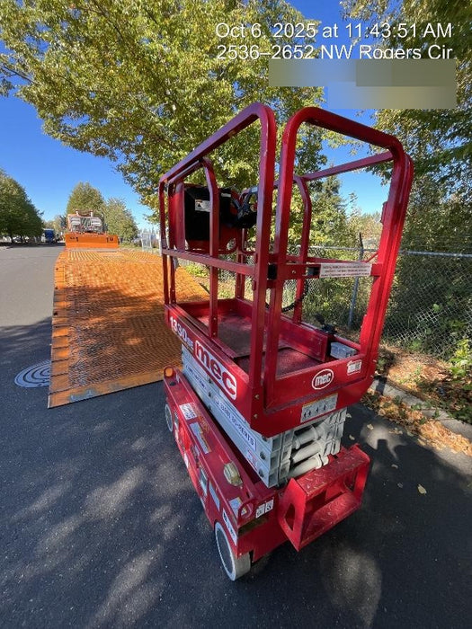 2020 MEC 1330SE Solid NM Tires, Steel Swing out Doors, LCS, Beacon, 900W Invertor