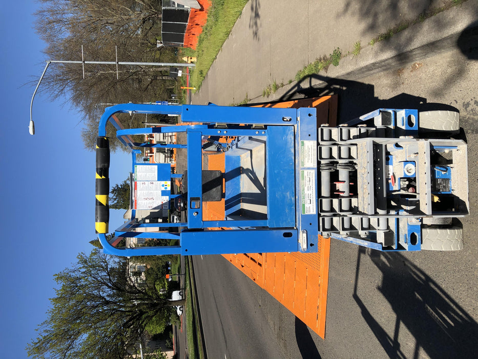 2019 Genie GS-1930 Half Height Swing Gate, 800W Inverter