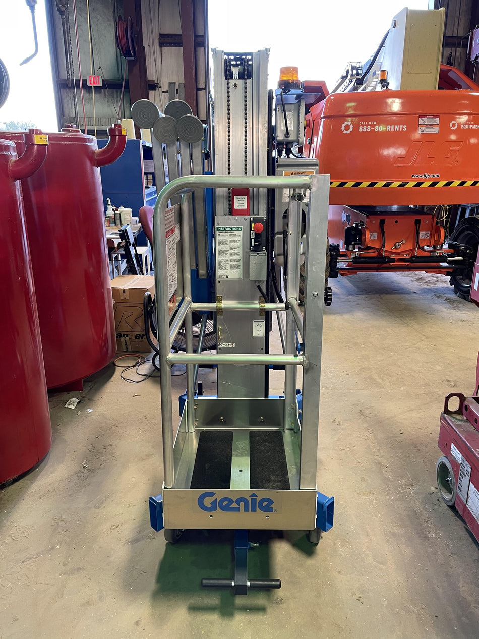 2022 GENIE AWP-30S DC