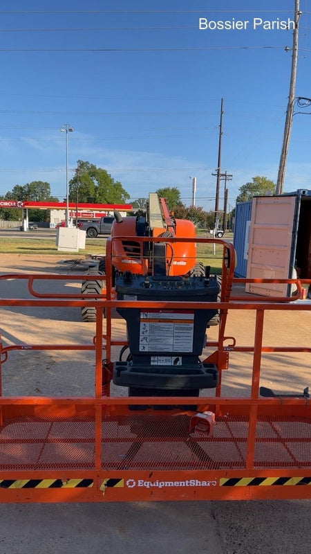 2023 JLG 600AJ