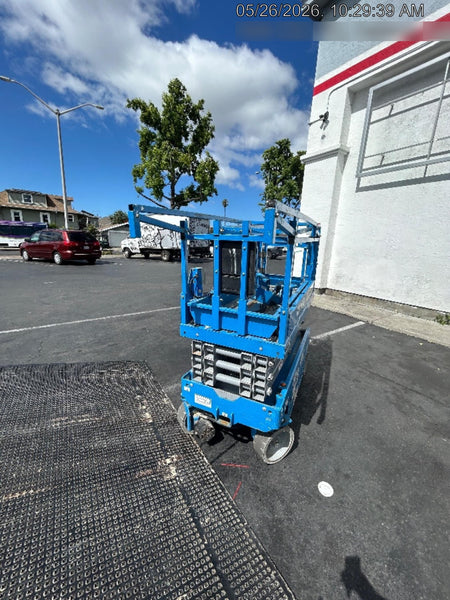 2020 Genie GS-1930 Solid Non Marking Tires, Beacon, Folding rails with half height swing gate, 800W Inverter