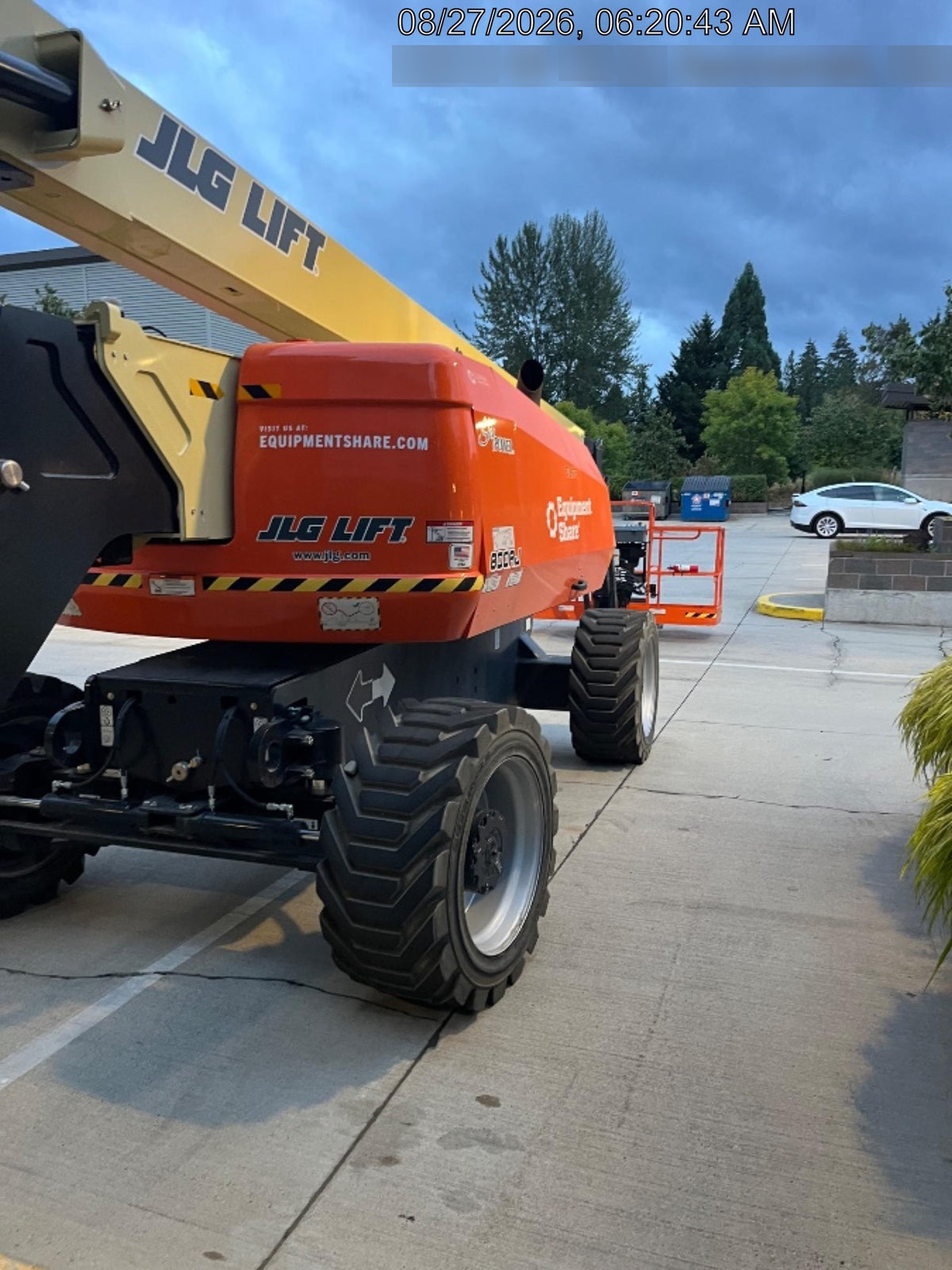 2025 JLG 800AJ