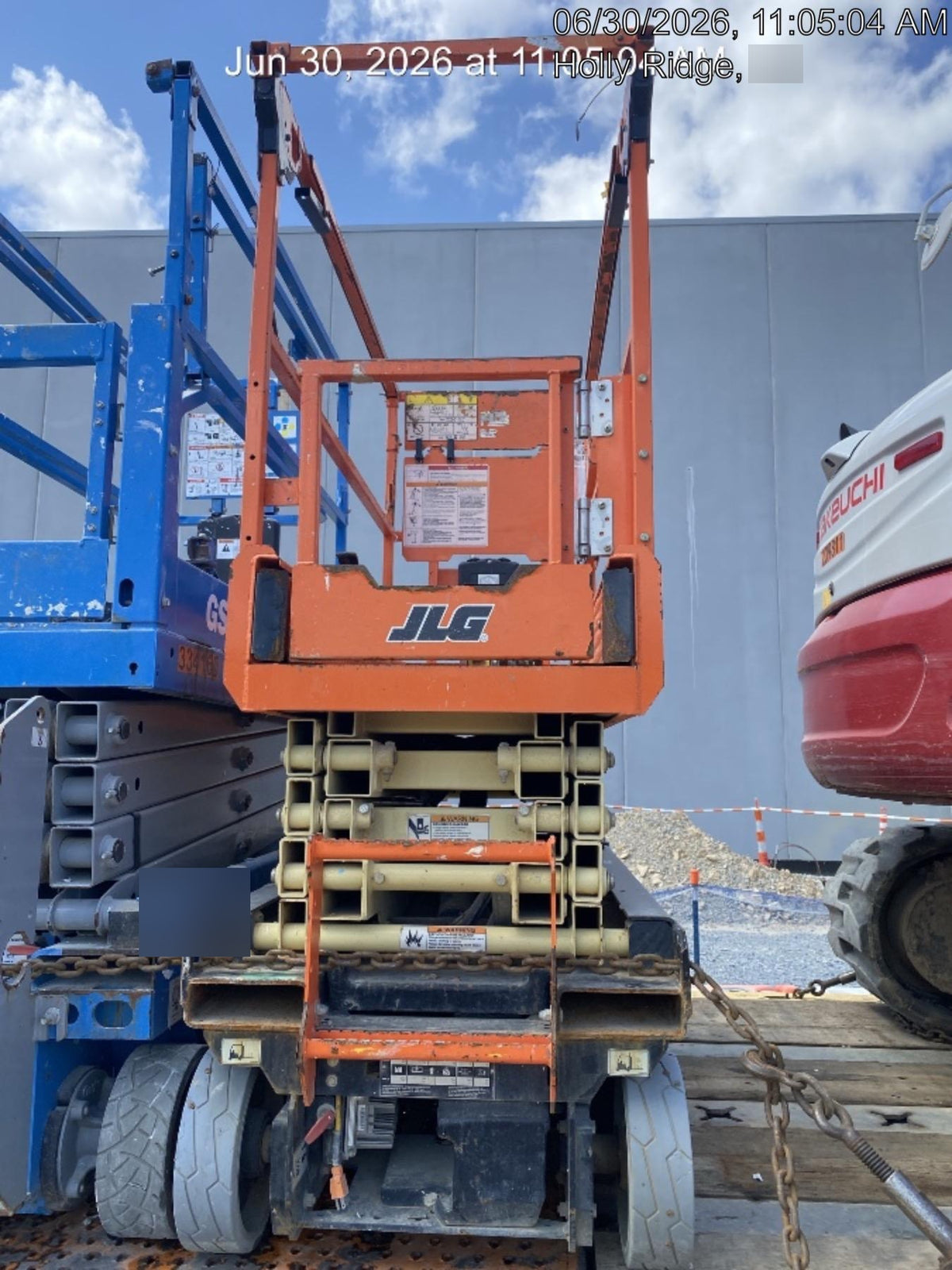 2023 JLG ES1932