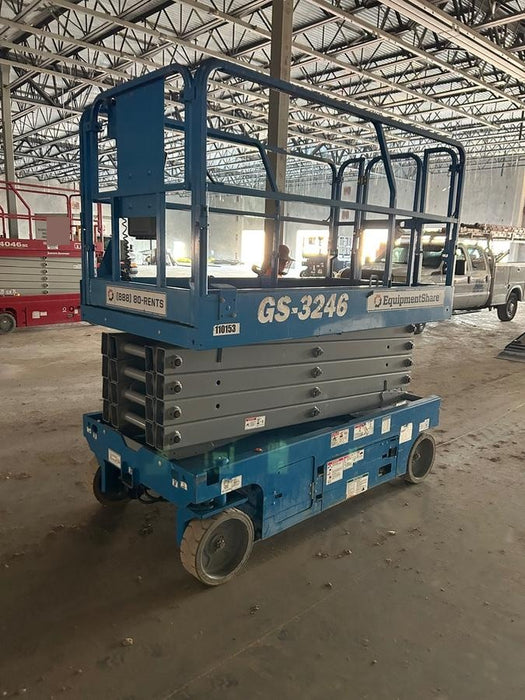 2020 Genie GS-3246 Standard, Folding full height swing gate, 800W Inverter