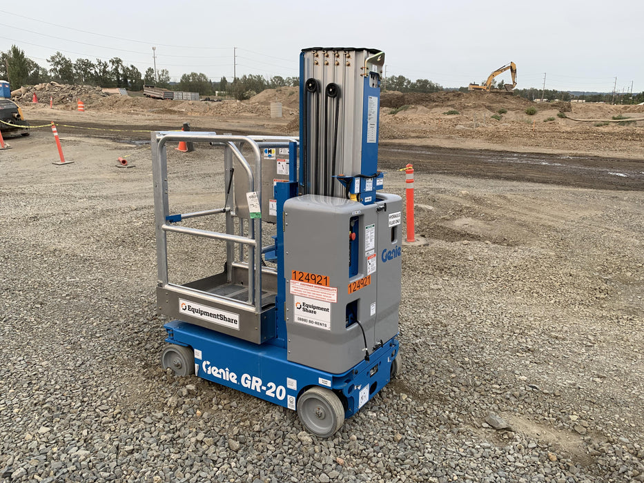 2021 GENIE GR-20