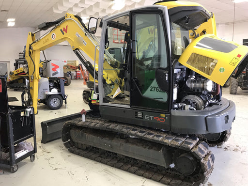 Wacker Neuson ET90 Enclosed Cab, Hybrid Tracks, Long Dipperstick, Bucket