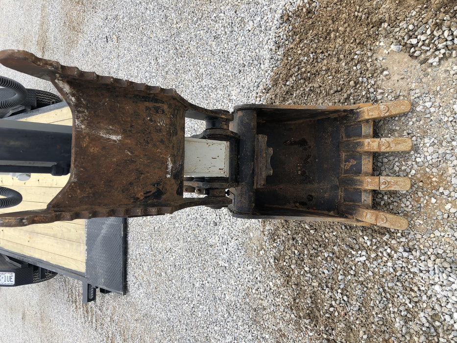 2019 Takeuchi TB240 Takeuchi TB240 Canopy w/Rubber Tracks, Auxiliary Hydraulics, Manual QC, Hydraulic Thumb, 12/18/24" Buckets