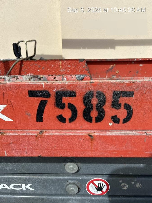 2018 Skyjack SJIII-3219 Skyjack SJIII3219 Scissor Lift w/Trojan Batteries