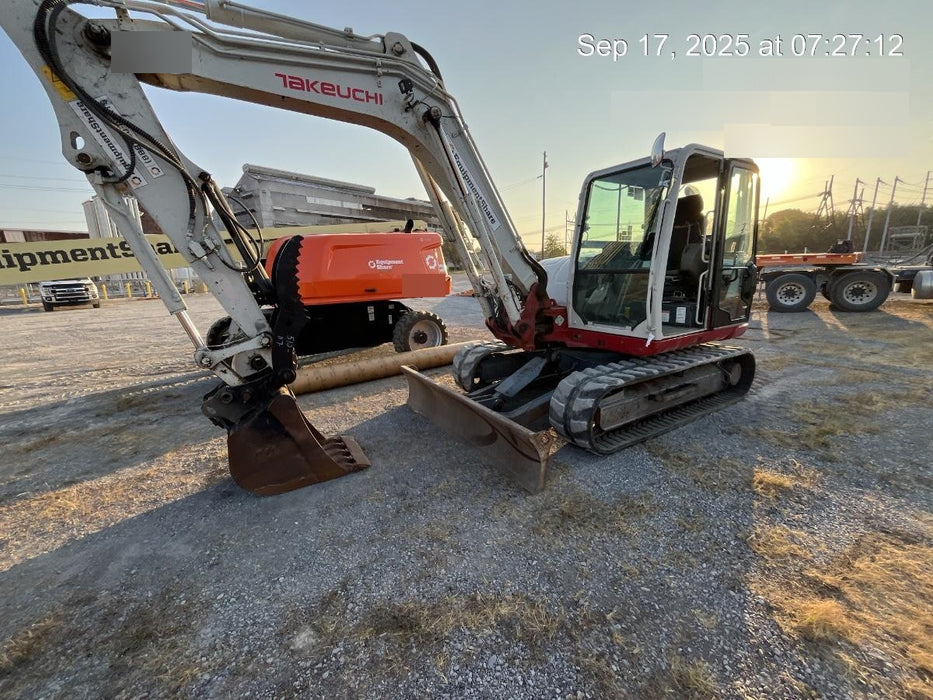 2019 Takeuchi TB290 Takeuchi TB290 Cab/Heat/AC w/Rubber Tracks, Auxiliary Hydraulics, Dozer Blade, Manual QC, 18/24/36" Buckets, Hydraulic Thumb Installed