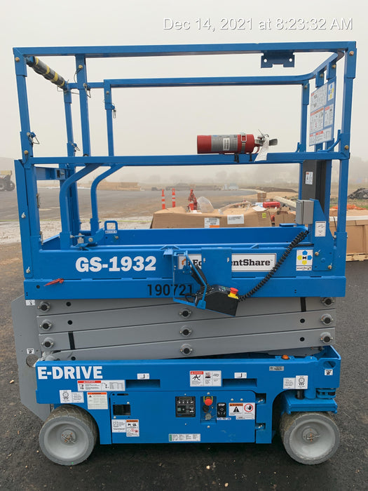 2021 GENIE GS-1932