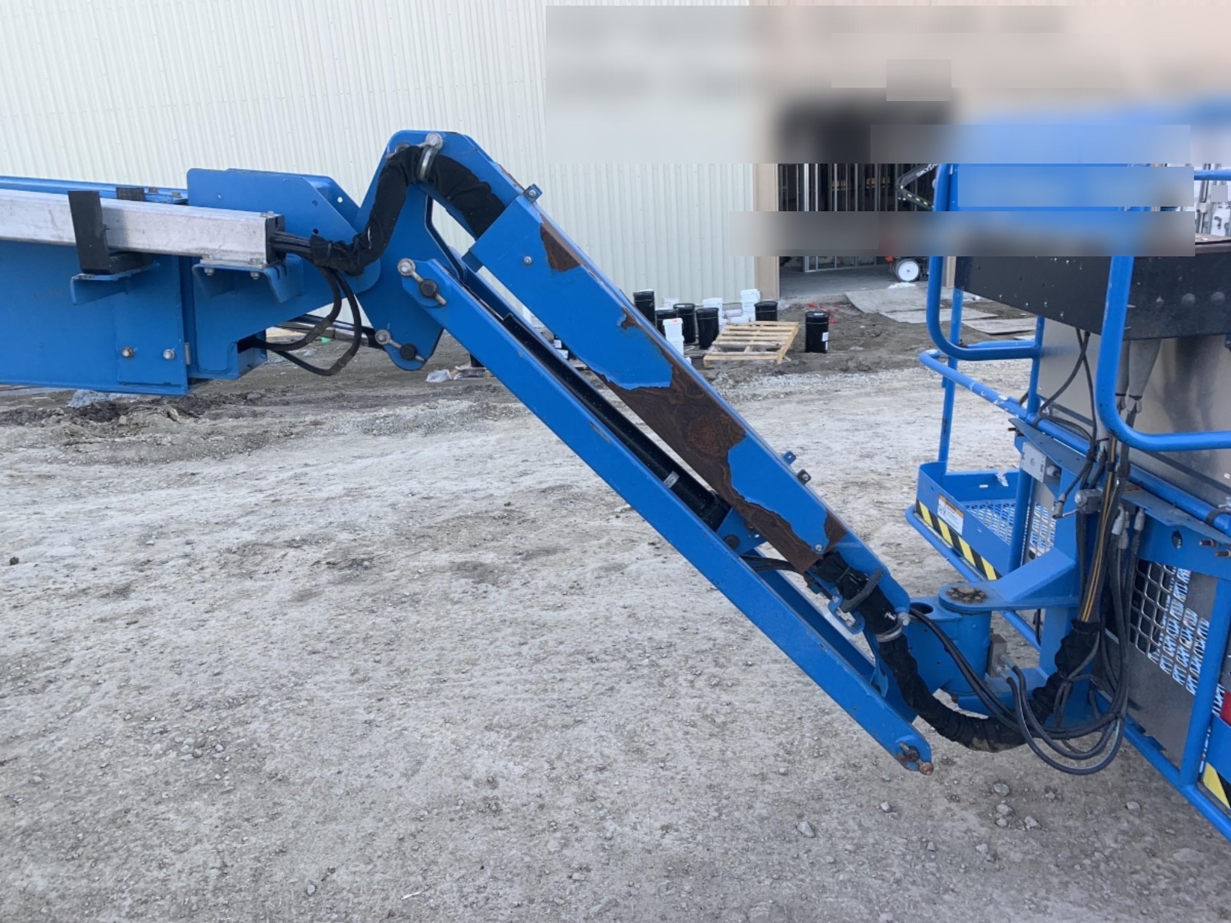 2016 GENIE S-45
