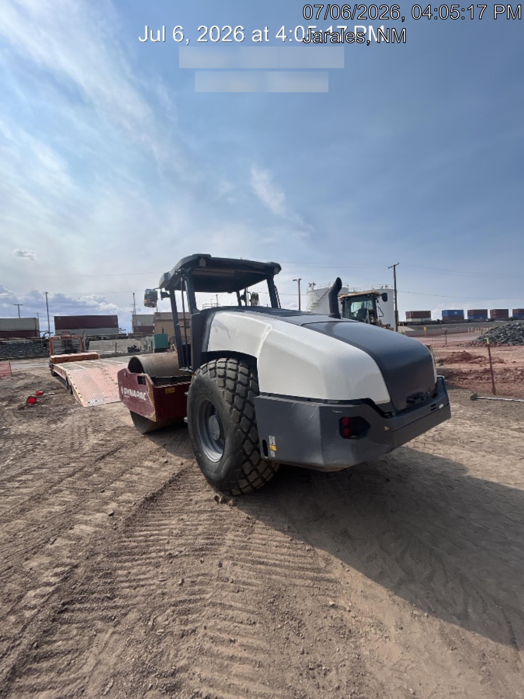 2023 DYNAPAC CA2500D