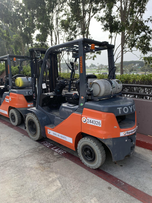 2022 TOYOTA 8FGU25 LP w/ Scale