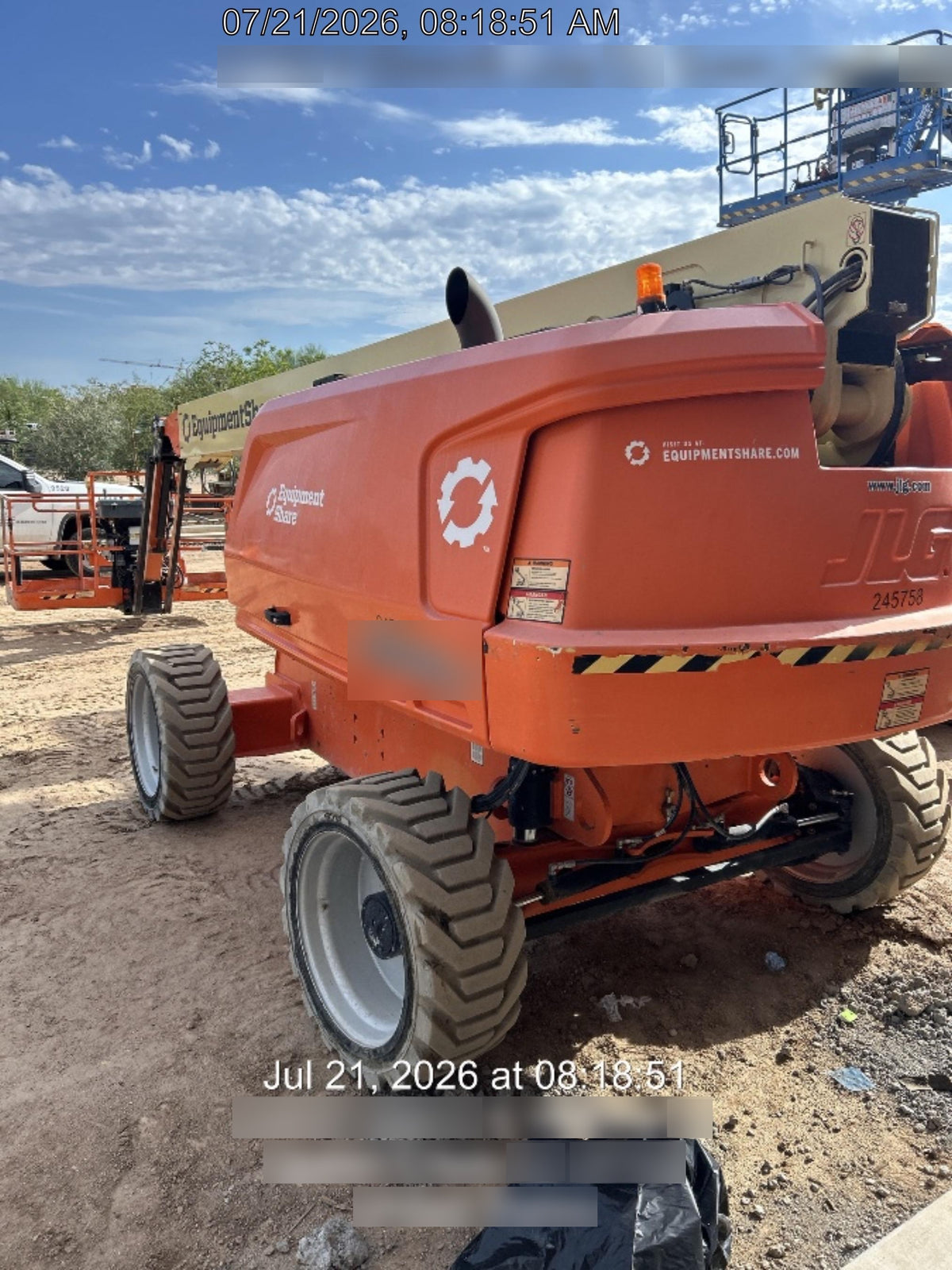 2022 JLG 660SJ