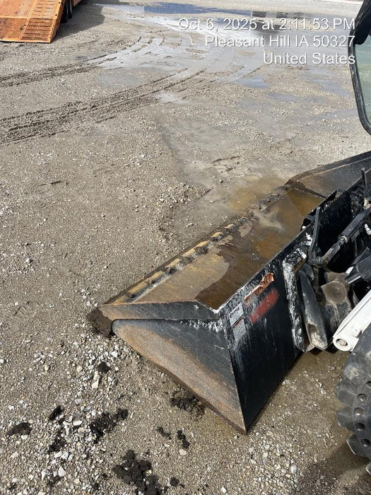 2025 VIRNIG 84" Smooth Bucket