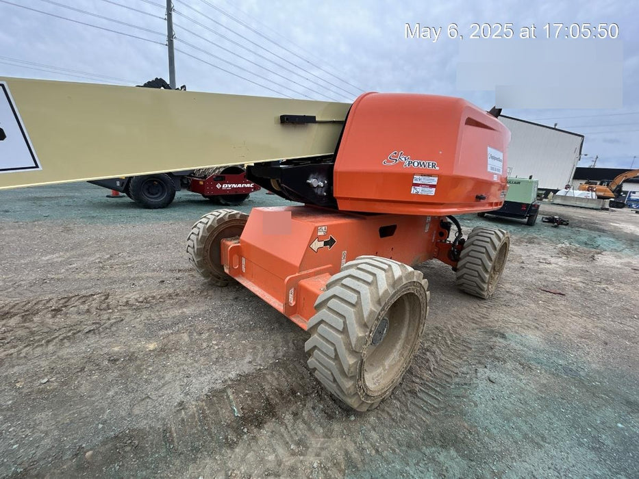 2019 JLG 660SJ