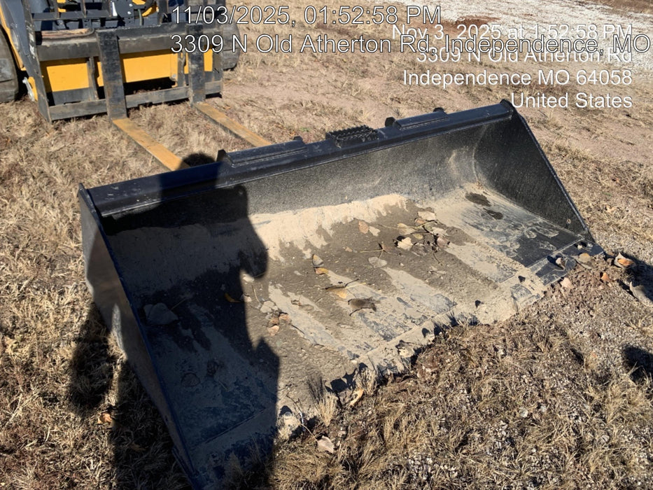 2025 JOHN DEERE 84" Bucket - John Deere