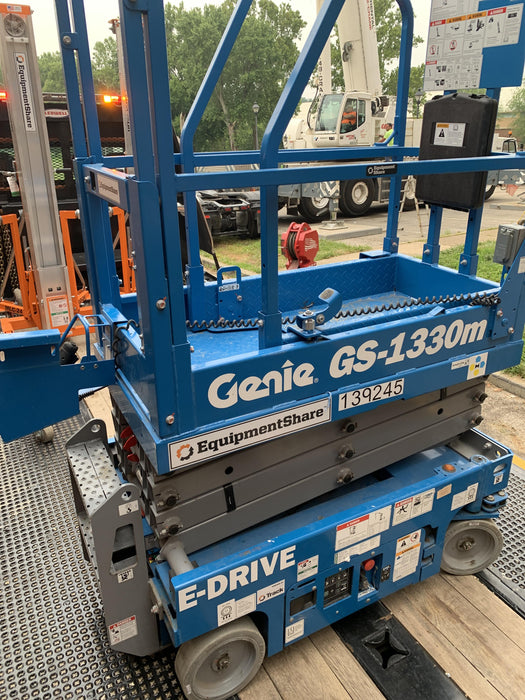 2021 GENIE GS-1330m
