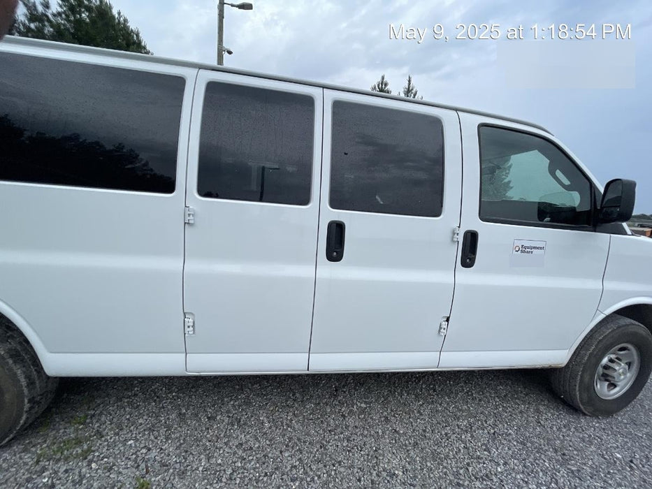 2023 CHEVROLET Express Van - Rental