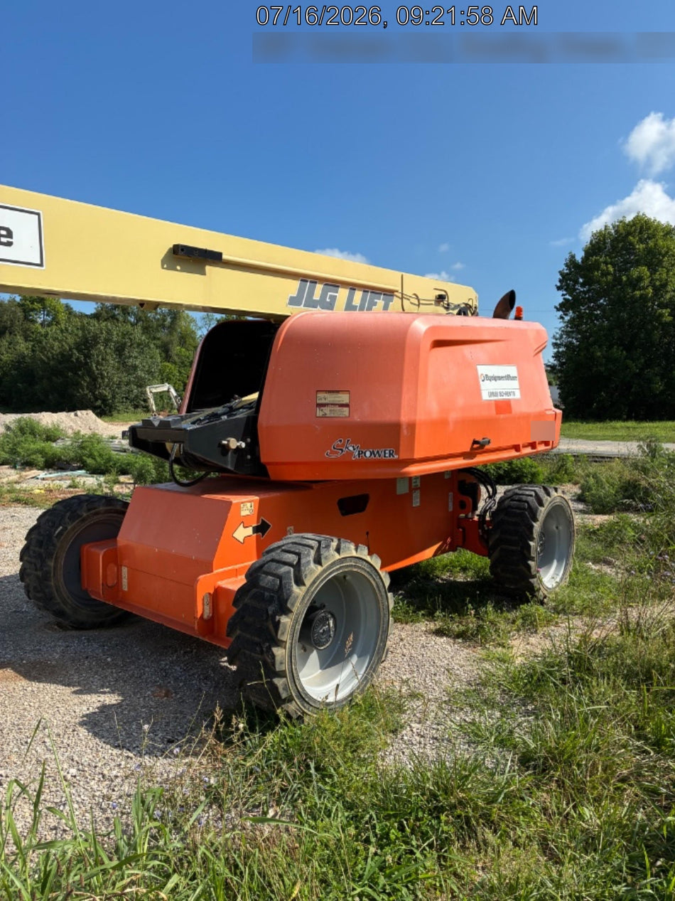 2019 JLG 660SJ