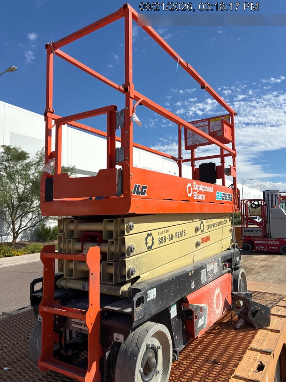 2022 JLG ES2632