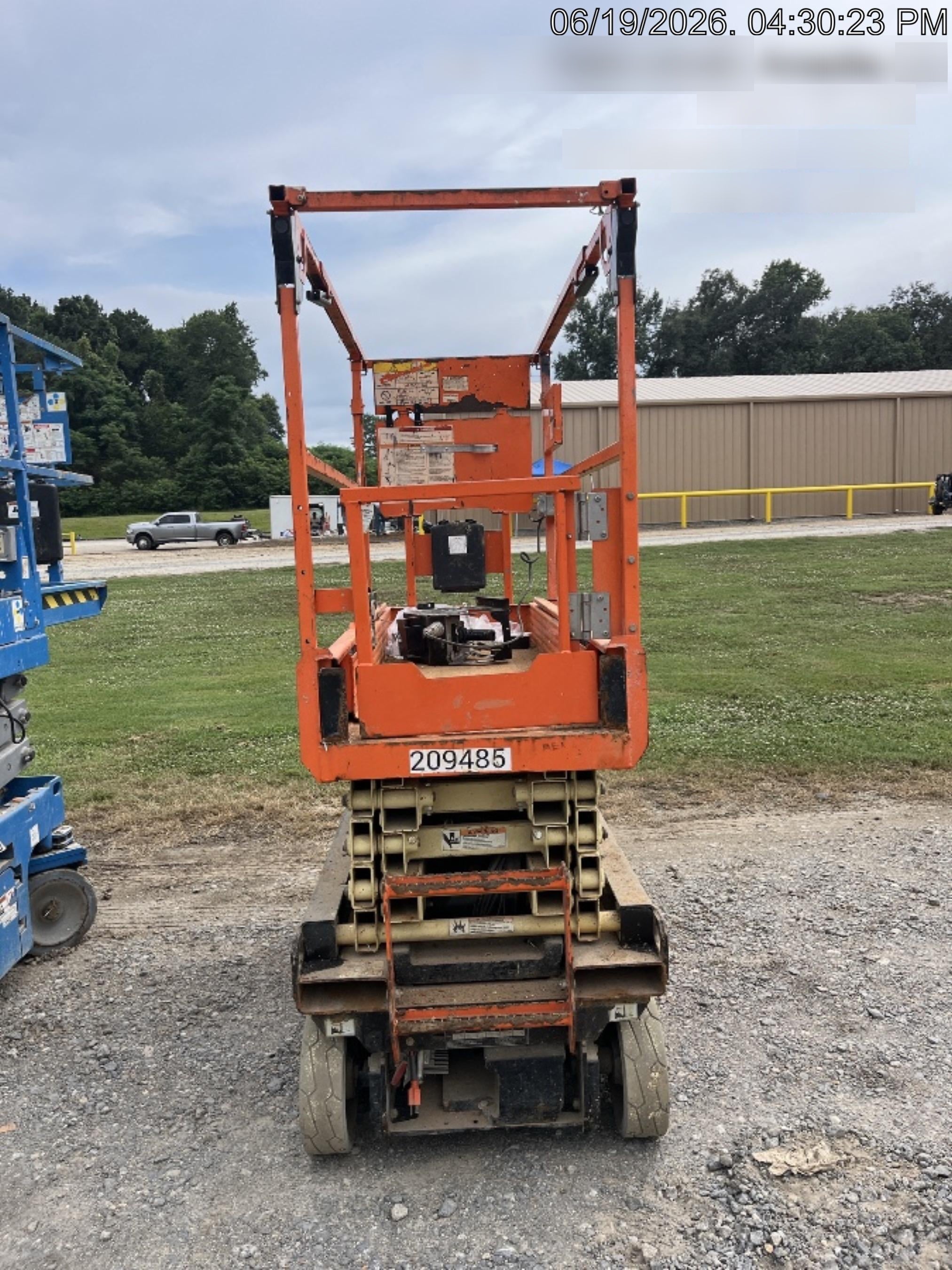 2022 JLG ES1932