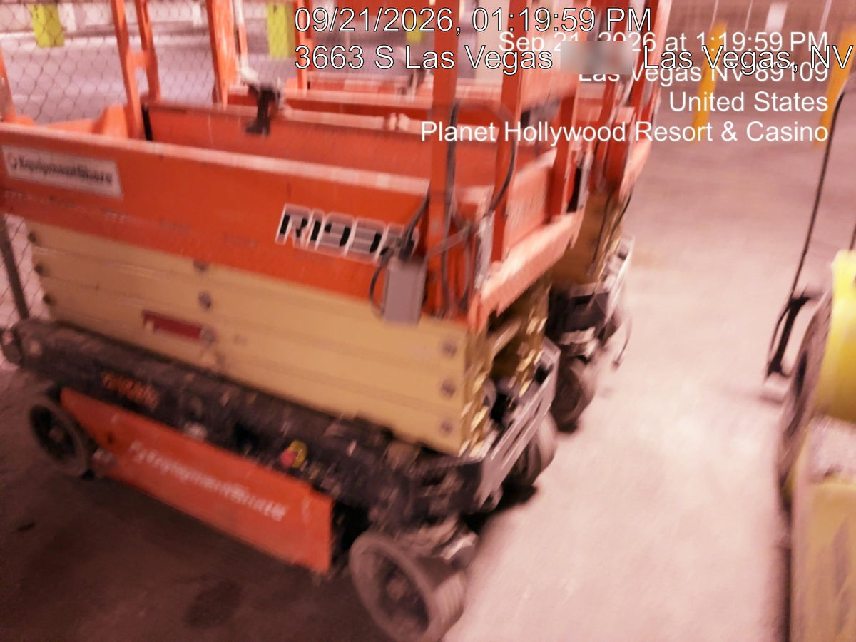 2022 JLG R1932