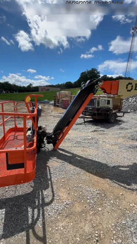 2023 JLG 660SJ