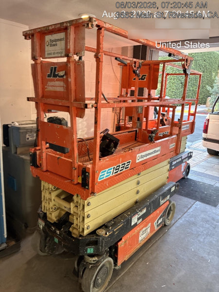 2022 JLG ES1932