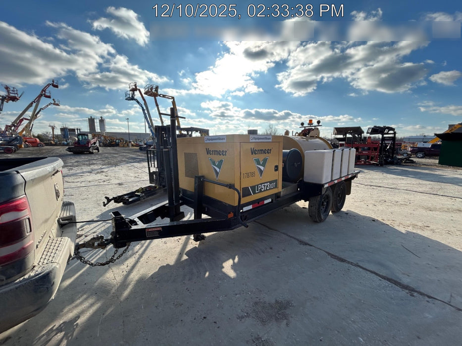 2021 VAC-TRON LP573XDT