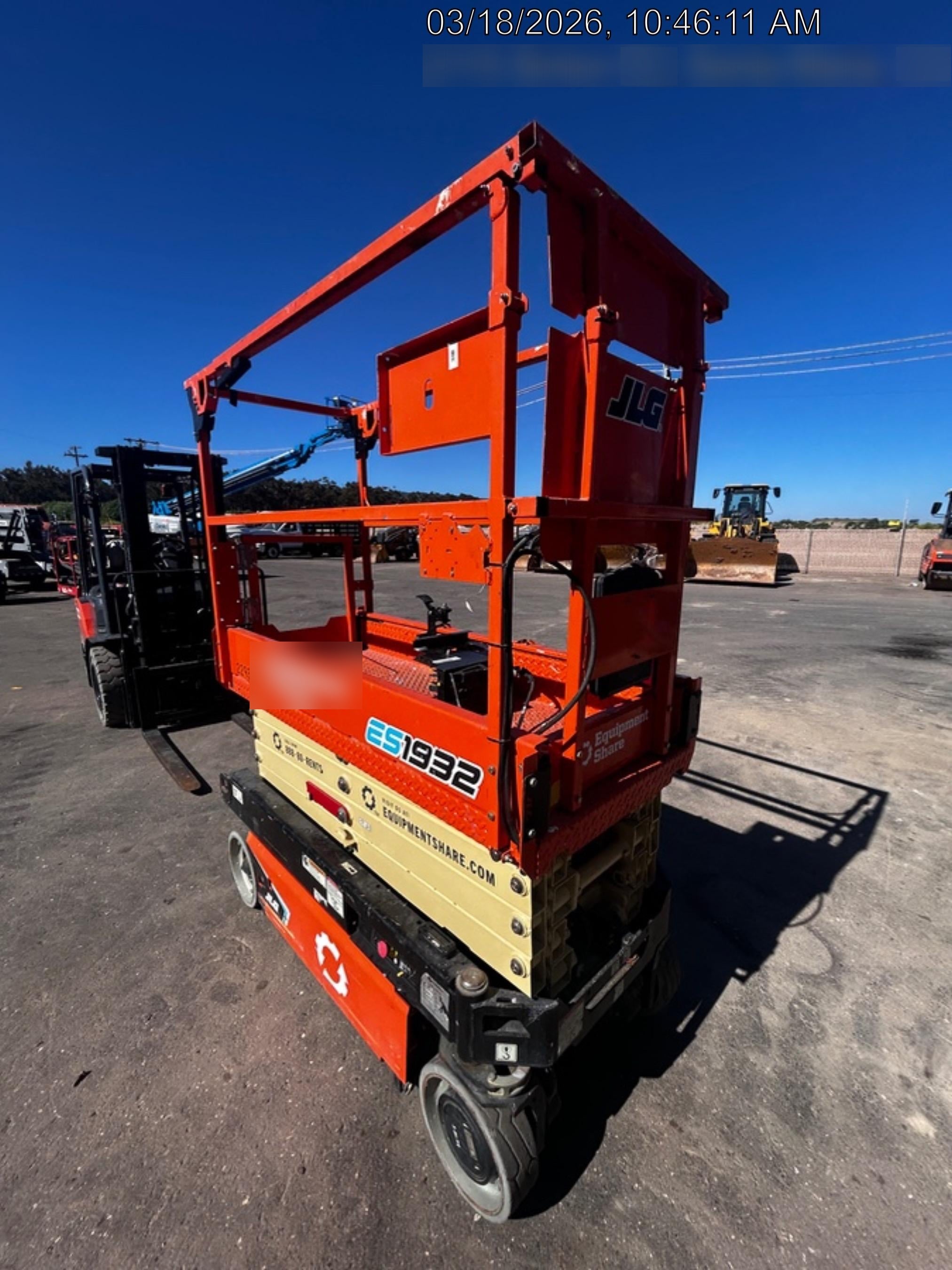 2022 JLG ES1932