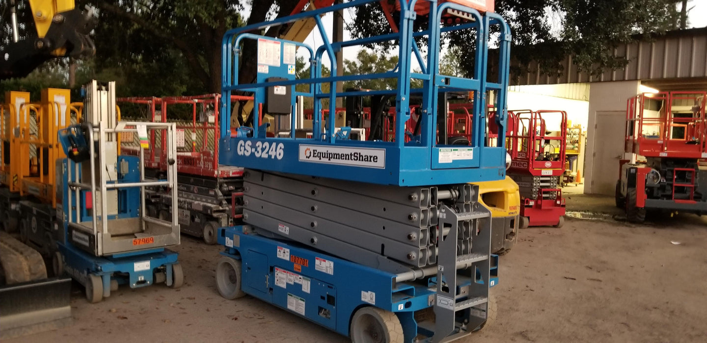 2020 Genie GS-3246 Standard, Folding full height swing gate