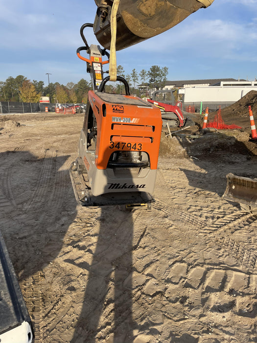 2023 Multiquip MV308GH Honda GX270, 18" Plate, Tachometer