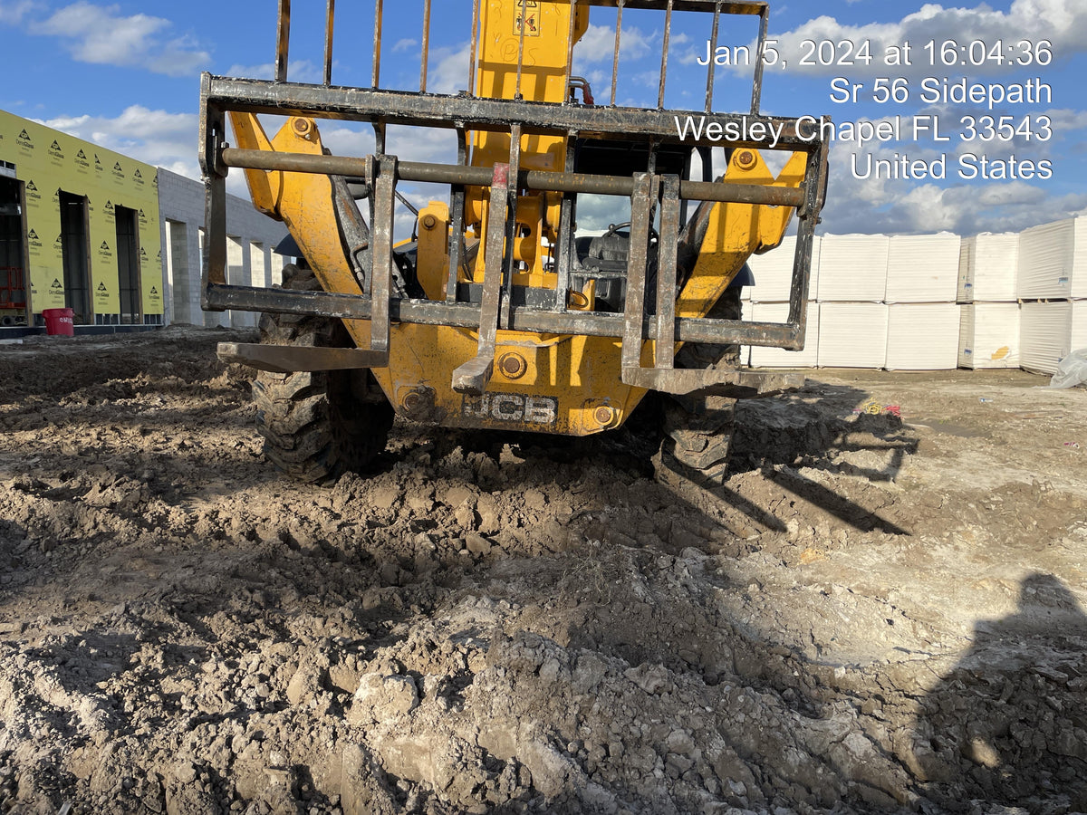 2023 JCB 510-56