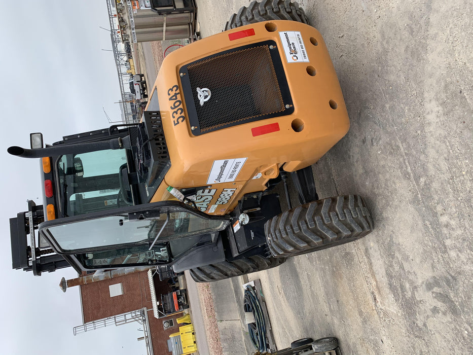 2019 CASE 588H