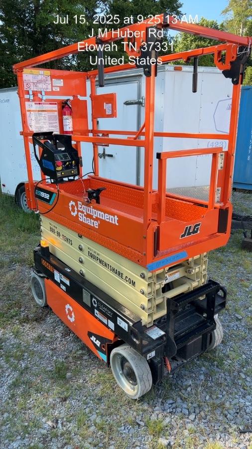 2025 JLG ES1932