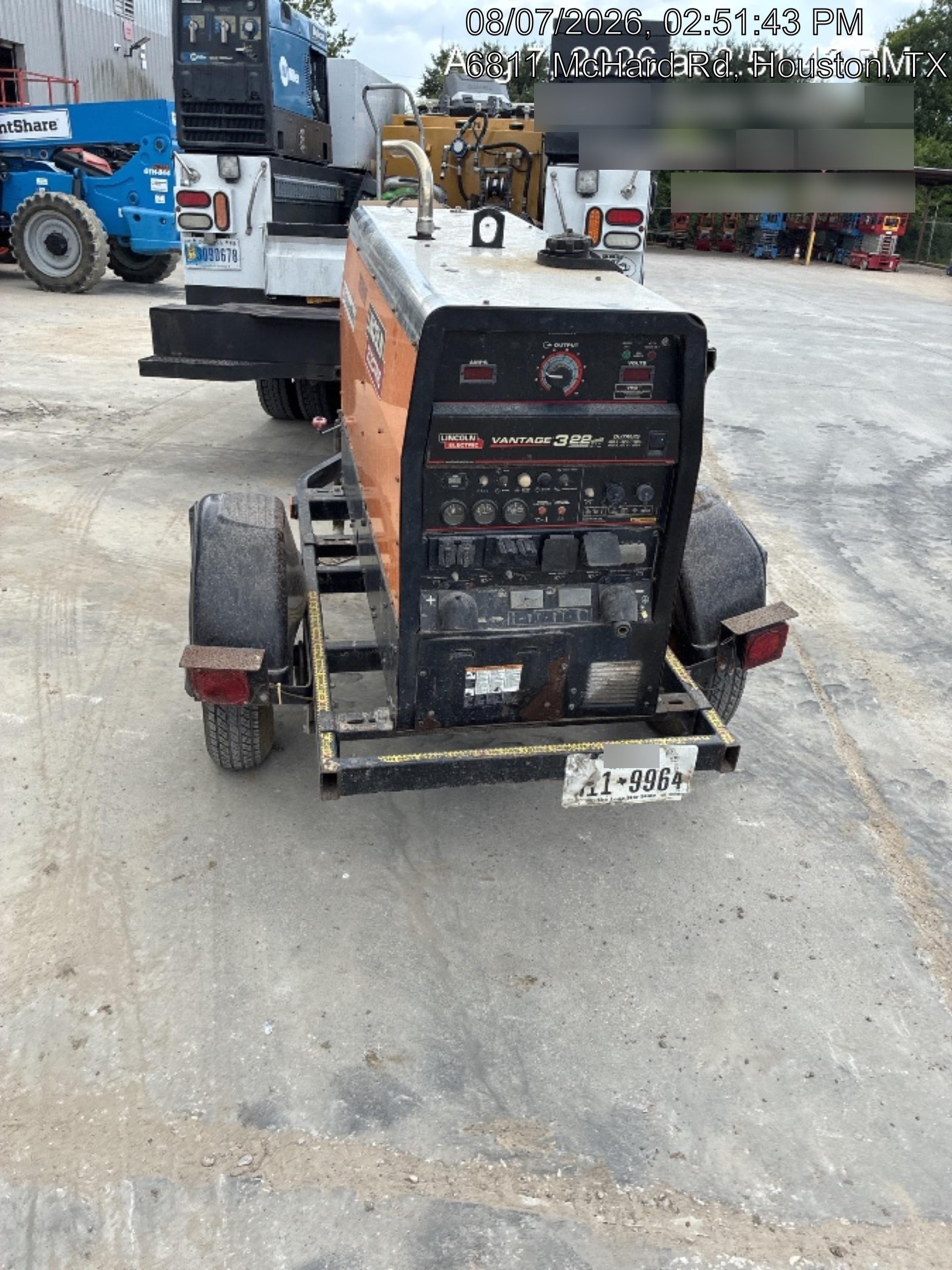 2021 Lincoln Electric Vantage 322 Vantage 322 Ready Pak 3 w/ Decals, ORANGE (includes trailer, cable rack, fender light kit) NO Telematics