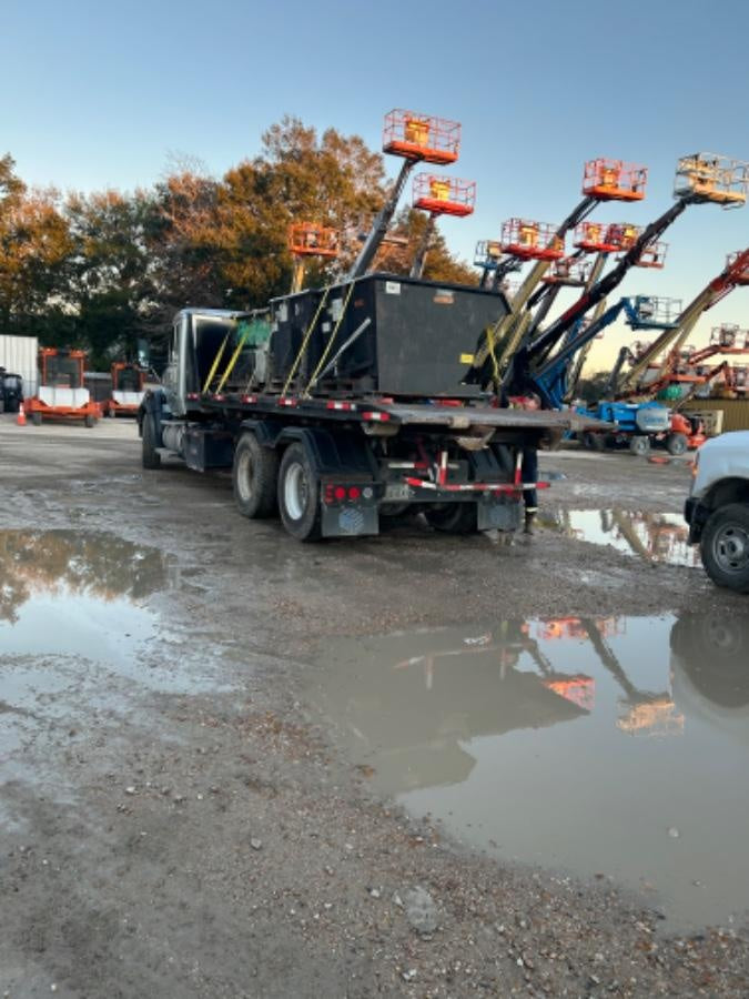 2020 STAR INDUSTRIES M-1820 - Self-Dump Hopper