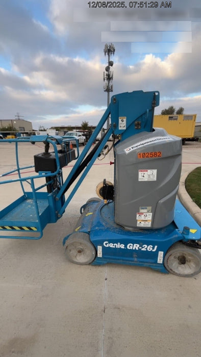 2020 GENIE GR-26J