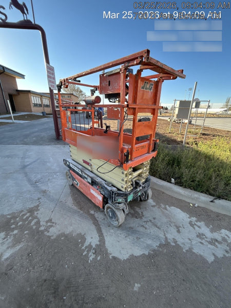 2022 JLG ES1932