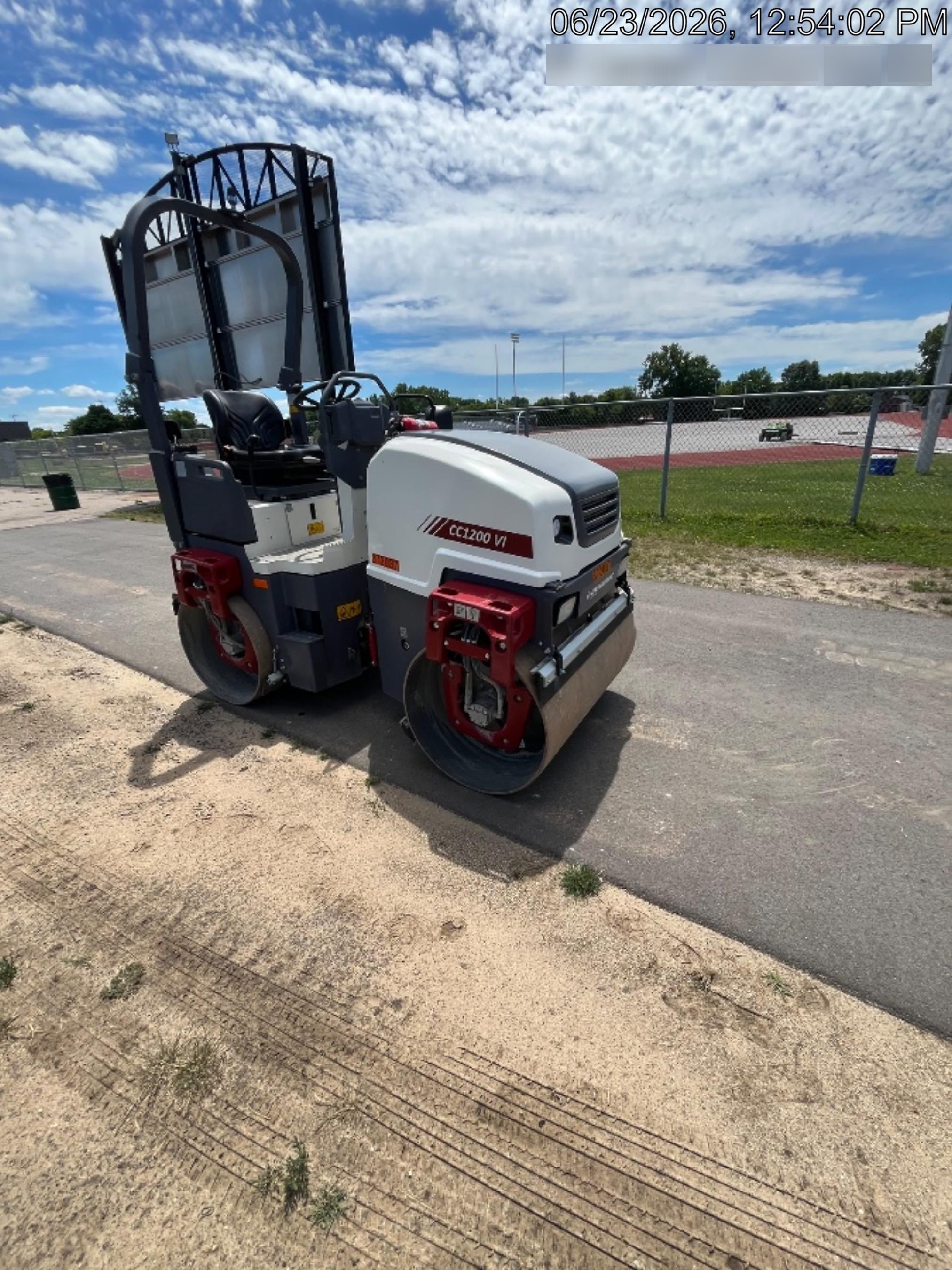 2023 DYNAPAC CC1200