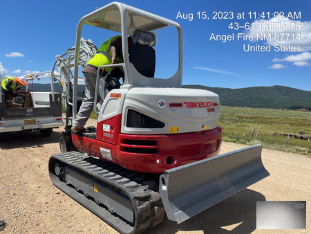 2023 TAKEUCHI TB250-2R